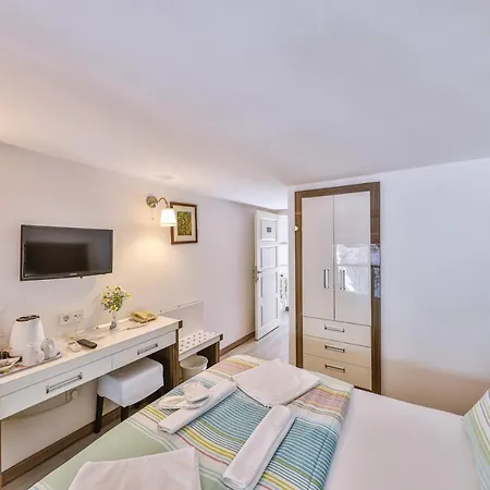 Sonne - Sadece Yetişkin Otel
